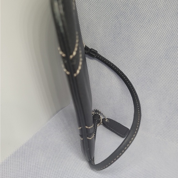 Coach Wristlet Leather - Picture 3 of 5
